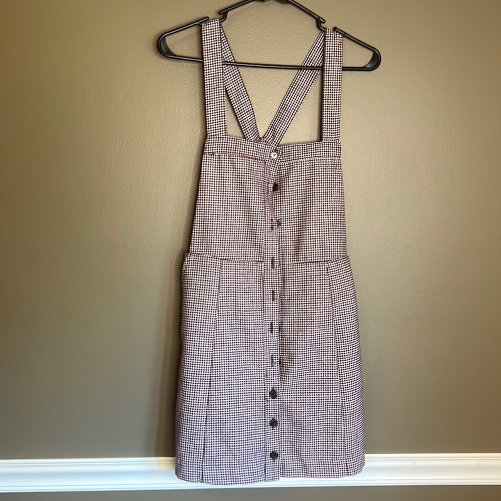 Forever 21 skirt overalls Medium, Houndstooth pattern. Button up.